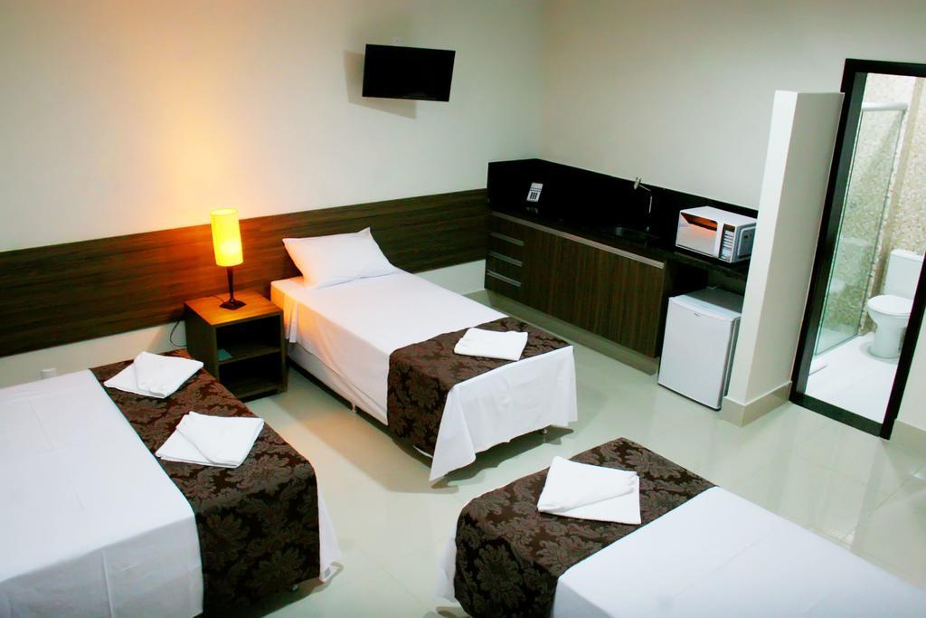 Hotel Belugi Goiânia Habitación foto