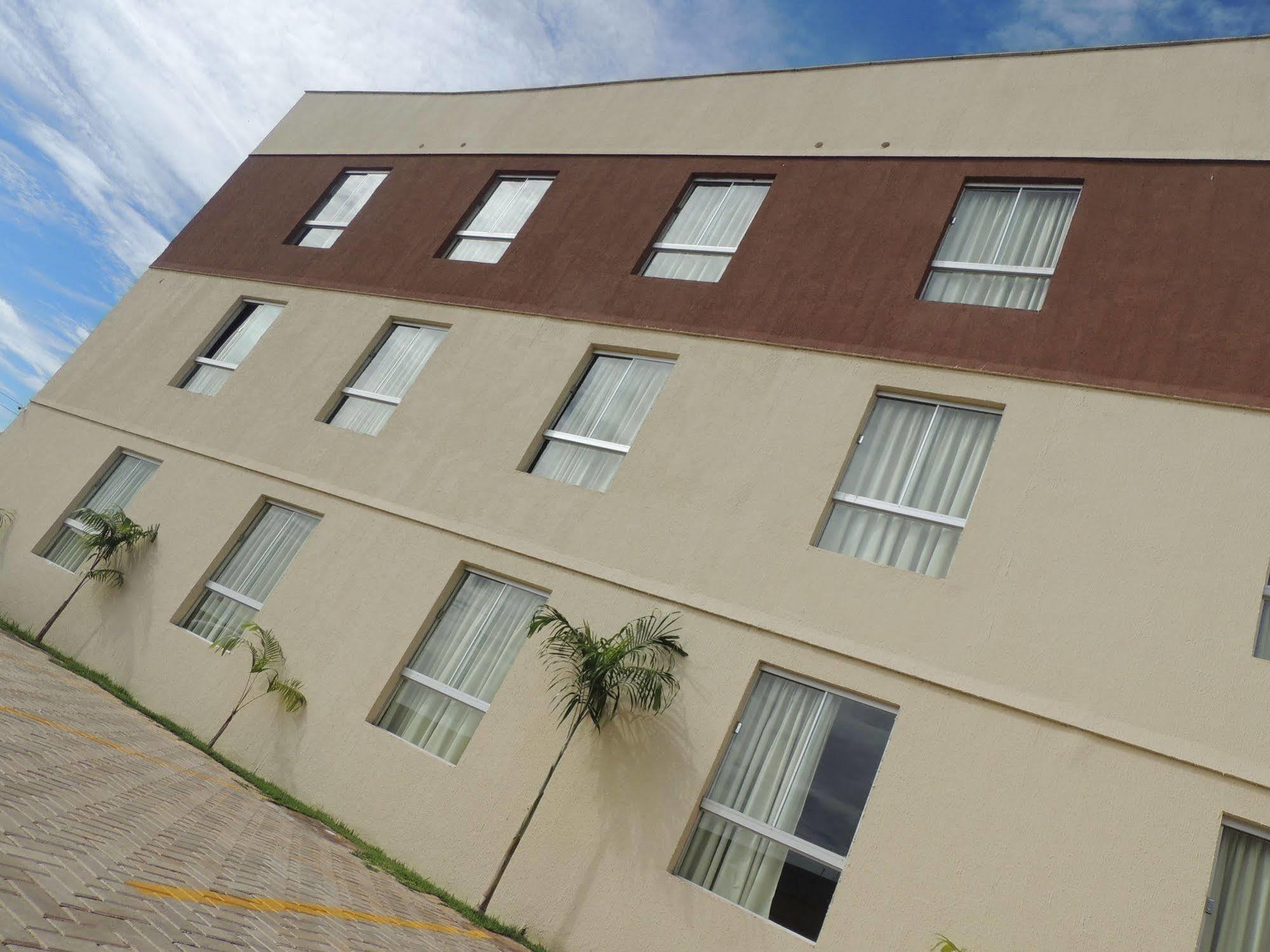Hotel Belugi Goiânia Exterior foto